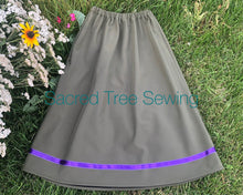 Load image into Gallery viewer, Green and purple ribbon rain skirt
